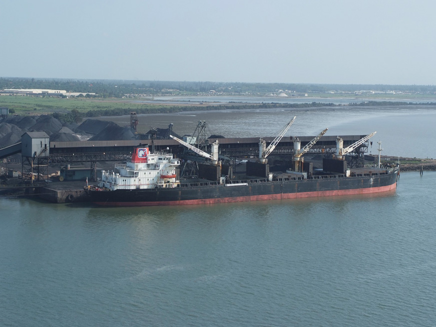 What is a bulk carrier: Slide 14 of 23