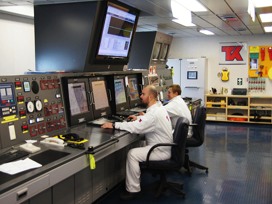 Careers: Deck Department Officers Slide 4 of 9